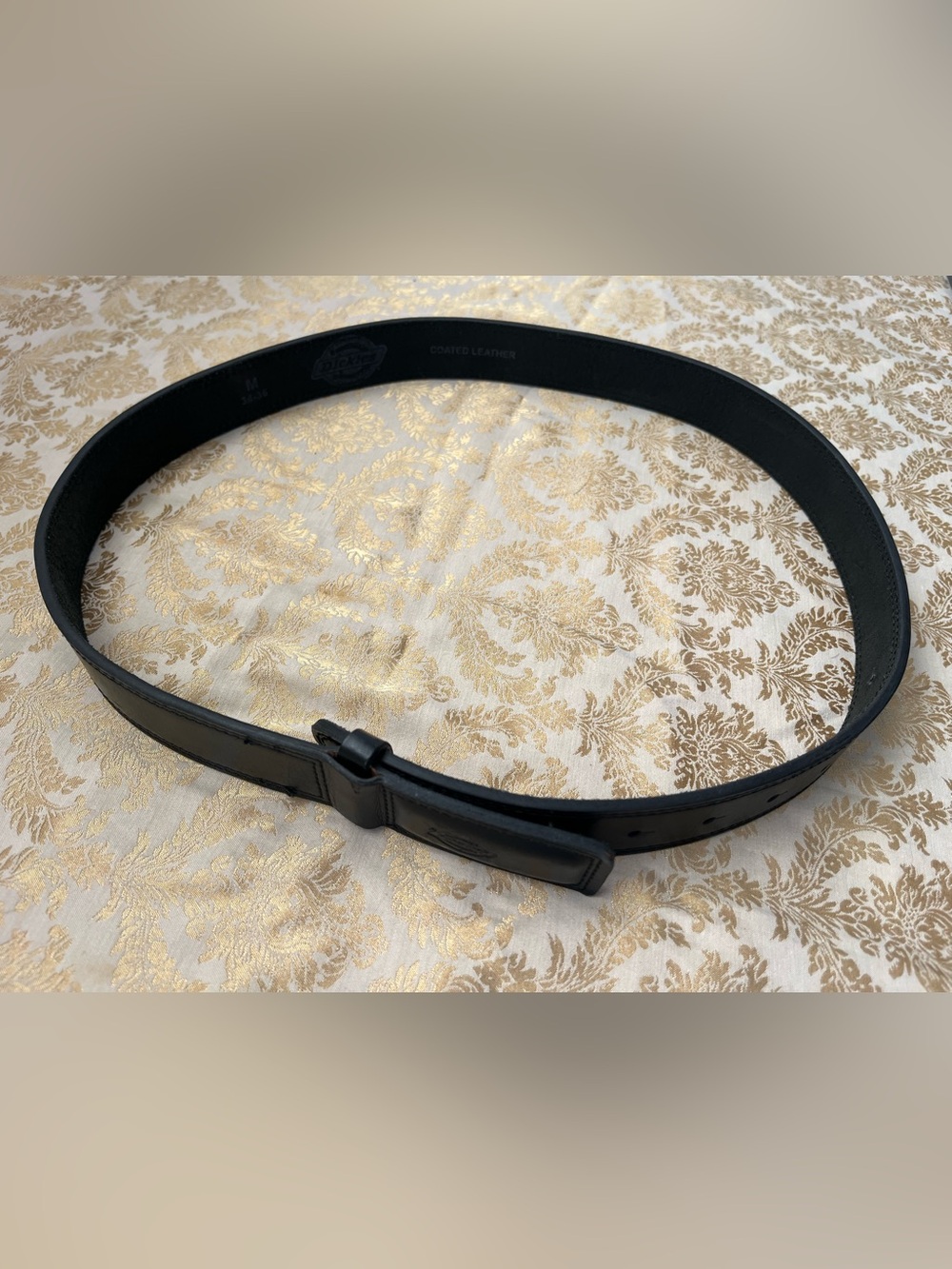 Dickies Black Leather Men’s Belt with Subtle Logo
